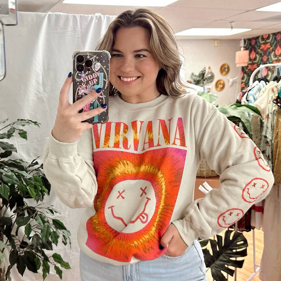 NIRVANA Tops - Nirvana Graphic Print Crew Neck Pullover Sweatshirt Cream Size Small